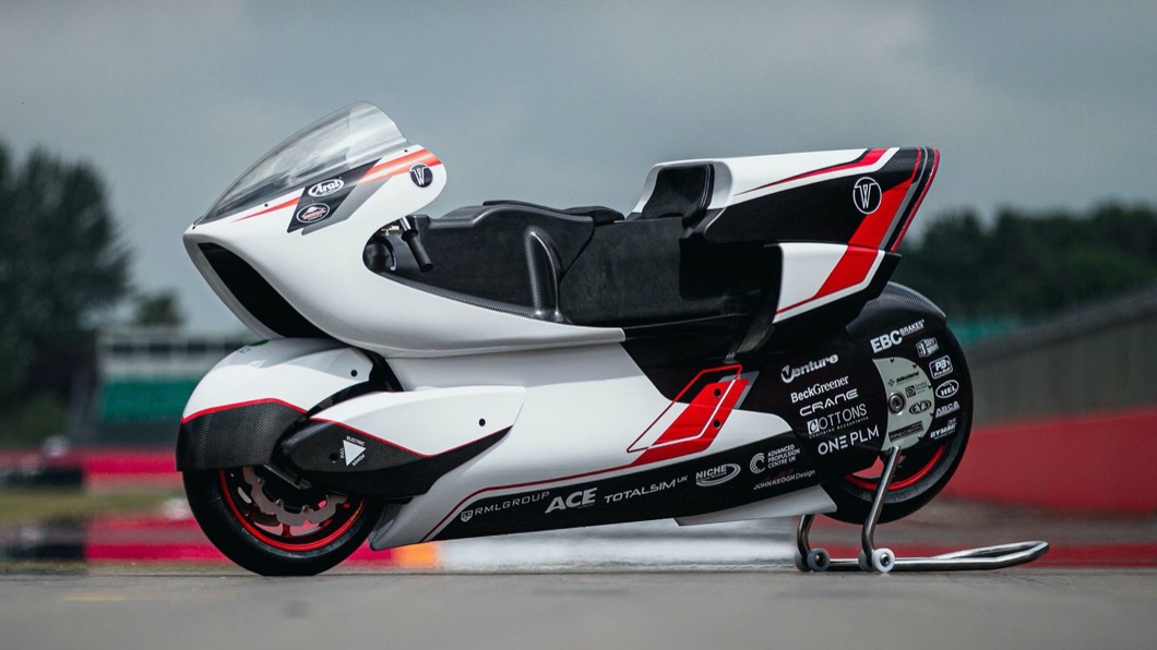 電動機車挑戰時速400km/h WMC250EV給車身穿了個大洞!
