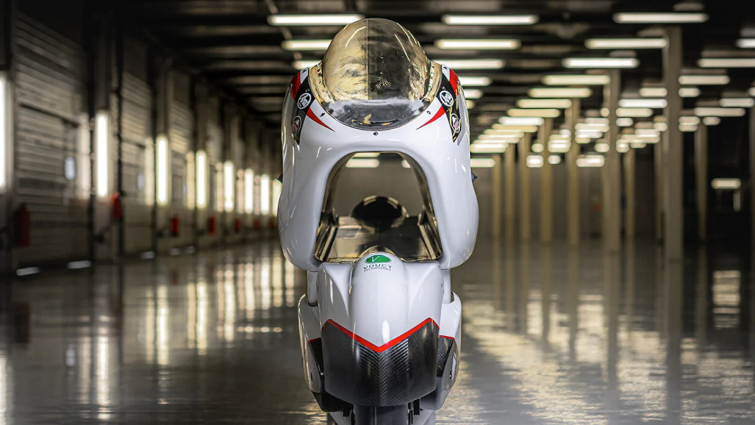 WMC250EV車輛中央的孔洞管道,可以讓氣流直接穿過,創造低風阻效果。(圖片來源/ WMC)