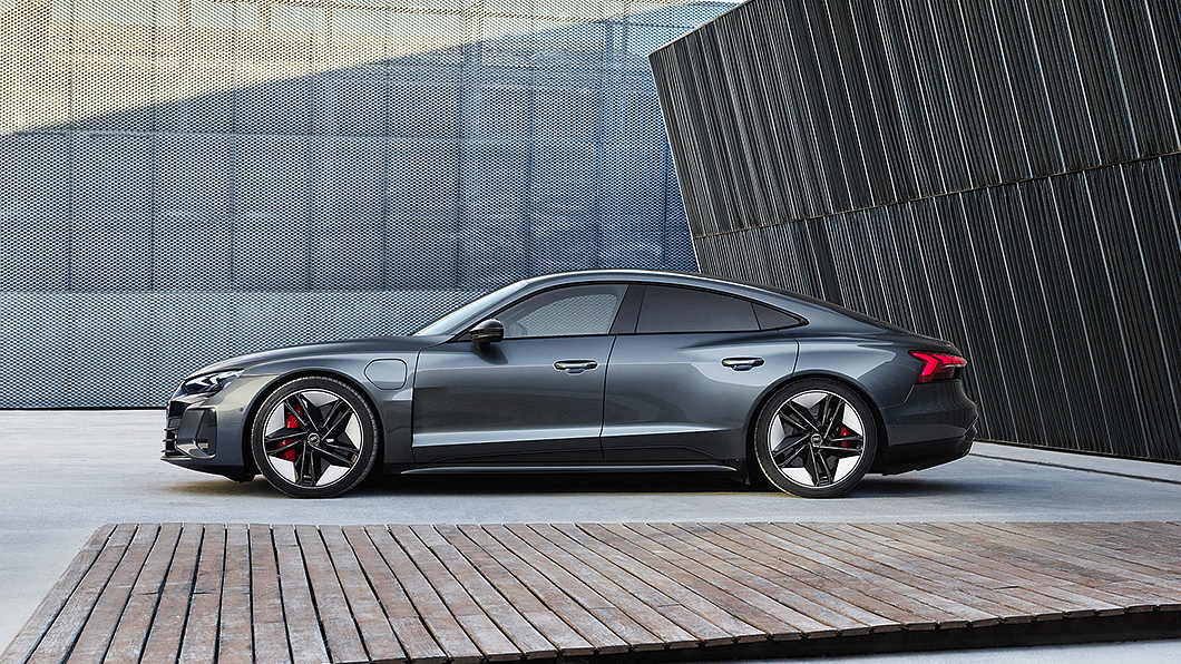 RS e-tron預售價為598萬元，比RS 6 Avant更低一些。(圖片來源/ Audi)