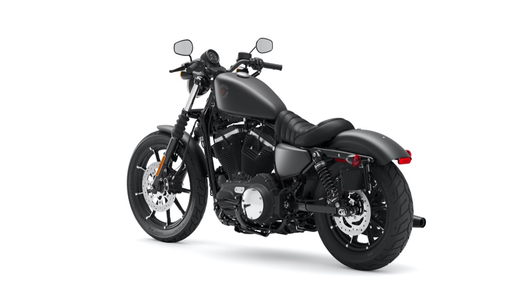 21年式Iron 883，建議售價自63.9萬元起。
