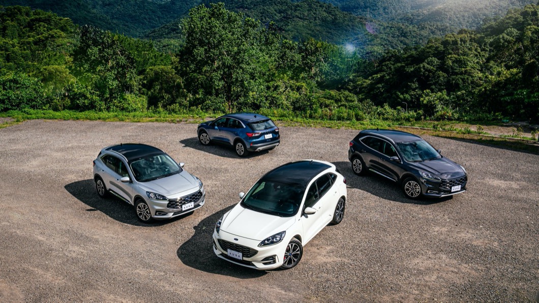 Kuga 21.5年式X車型仍提供兩款動力,EcoBoost 180車型與EcoBoost 250 AWD車型。(圖片來源/ Ford)