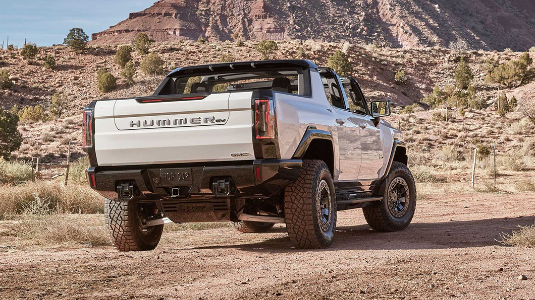 Hummer EV的「螃蟹模式」讓車輛靈活與穿越能力提高到全新層次,這也將為越野車領域注入新活水。 (圖片來源/ GMC)