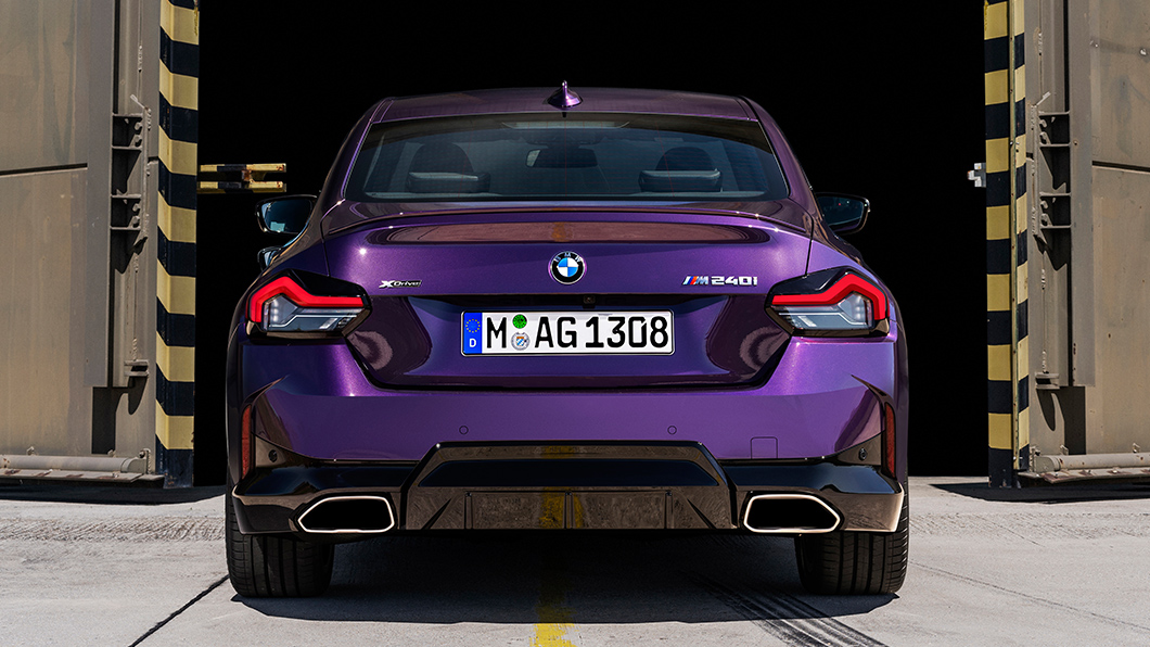 M240i則是雙邊單出矩形尾管。(圖片來源/ BMW)