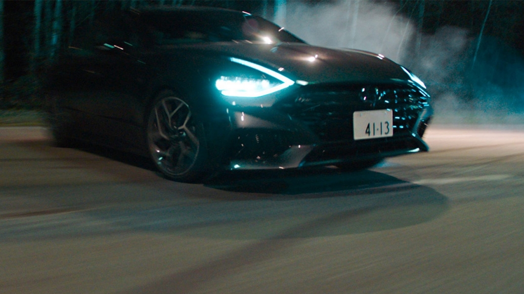 Sonata N Line在片中有著激烈的飛車追逐畫面。（圖片來源/ Hyundai）