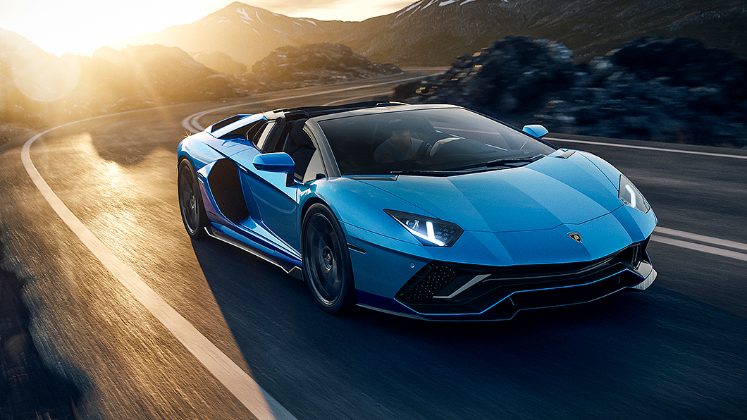 輕量化車重搭配強力動力輸出，Aventador LP 780-4可繳出0-100km/h加速2.8秒、極速335km/h性能表現。(圖片來源/ Lamborghini)