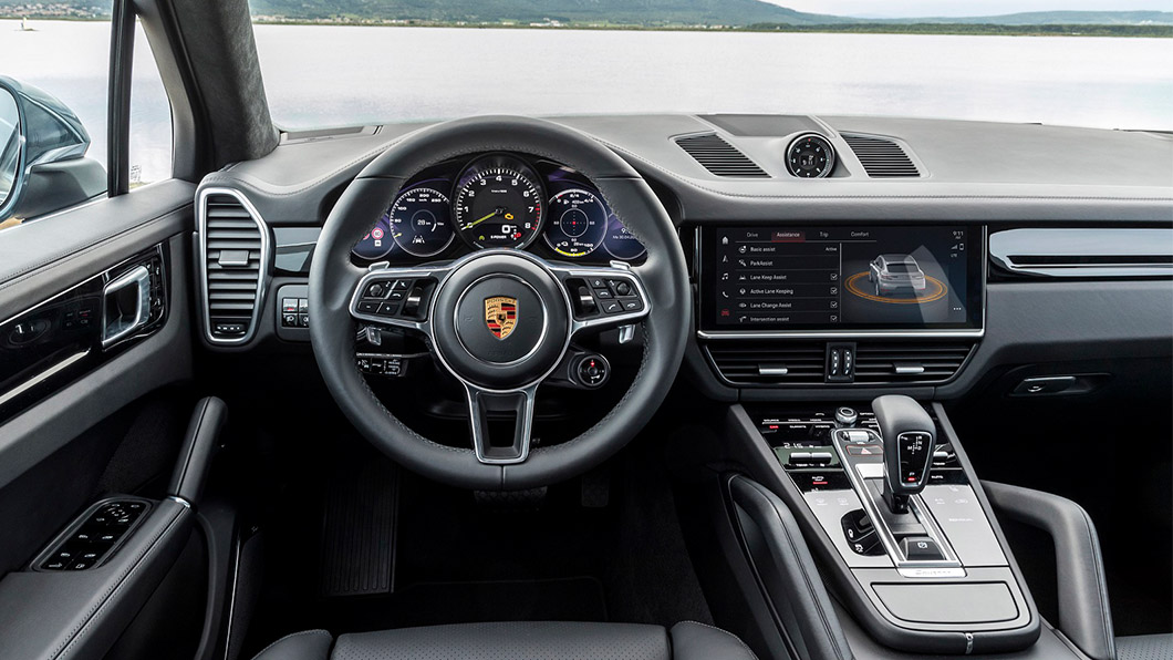 Cayenne S E-Hybrid將搭配第六代PCM。(圖片來源/ Porsche)