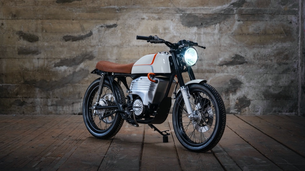 Honda CB200改成電動車結果悲劇! 續航力僅48公里好像不太夠用