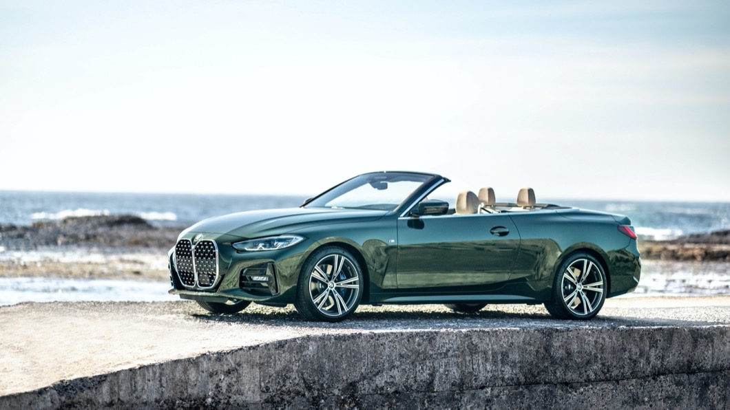 BMW 4系列Convertible正式上市 315萬!享有自己一片天