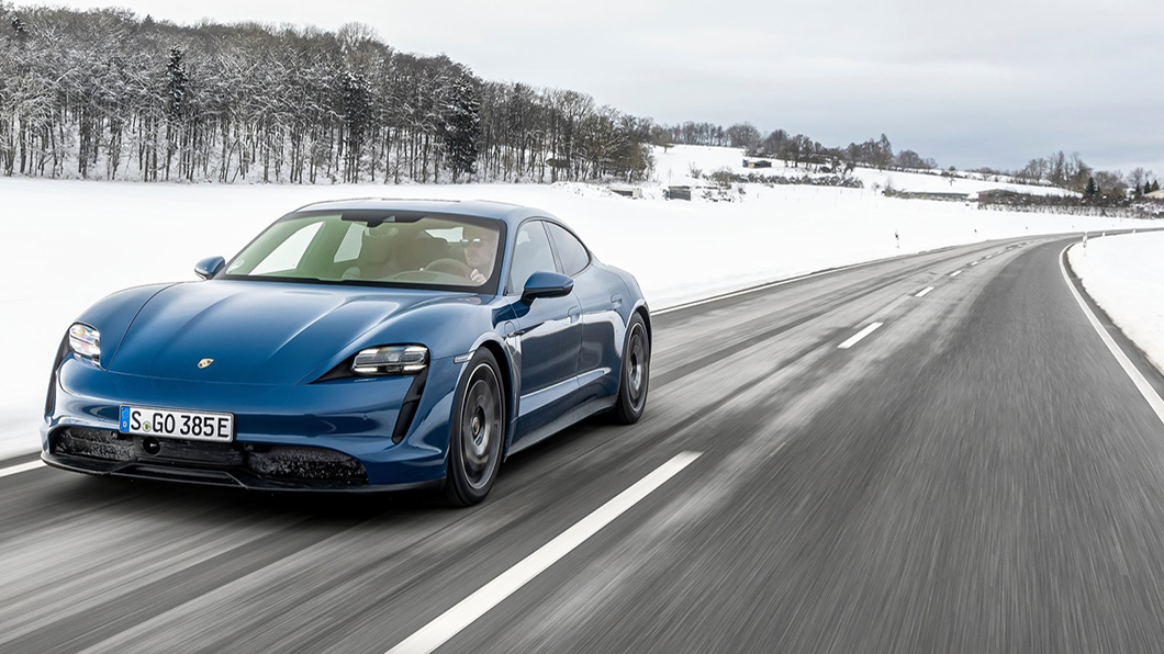Taycan Turbo S雙電動馬達0~100km/h：2.8秒實力實在嗆辣，但面對Nevera依舊被虐。（圖片來源/ Porsche）