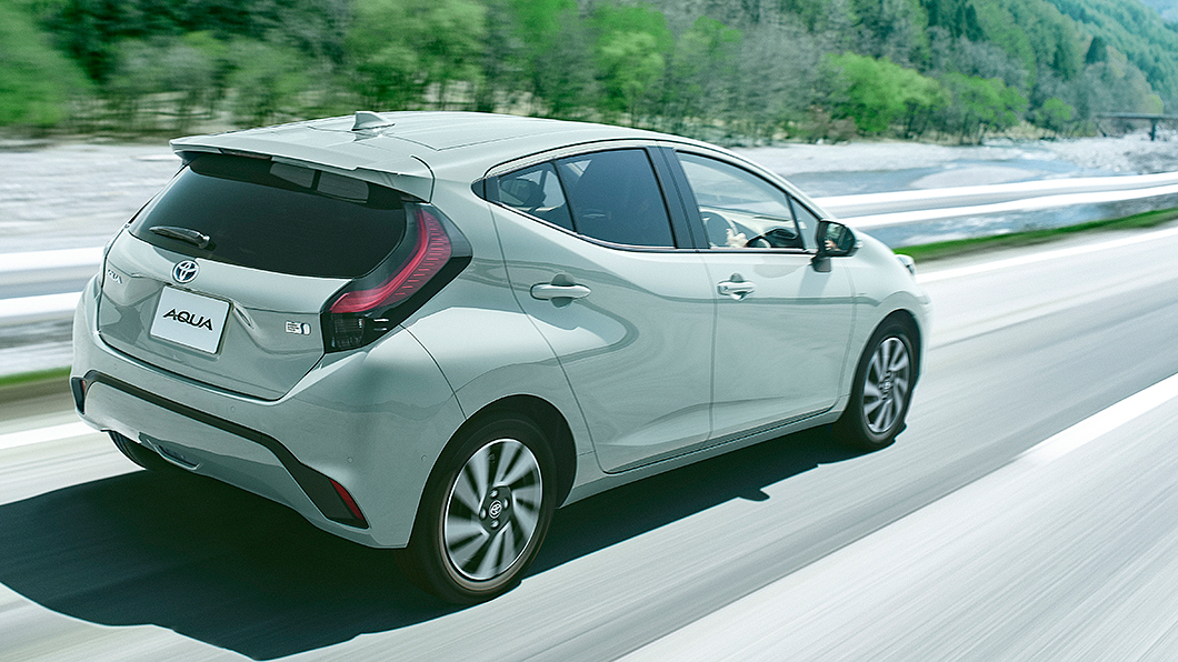 根據原廠提供的資訊，新世代Aqua平均油耗可達35.8km/L。(圖片來源/ Toyota)  