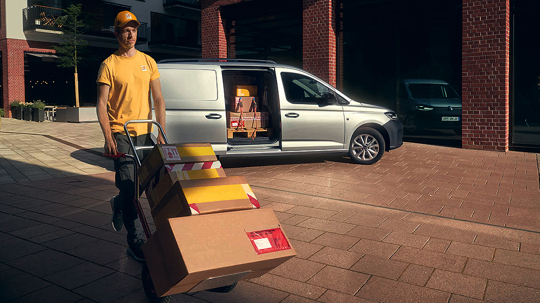 Caddy Cargo採用短軸自手排與長軸手排兩種車型設定。(圖片來源/ 福斯商旅)