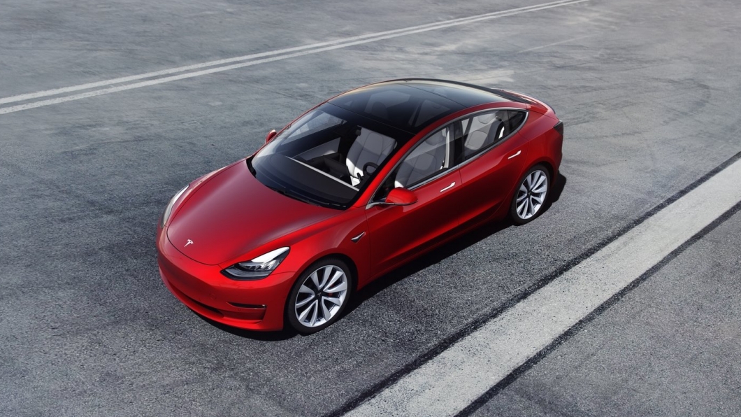 電動車雖然沒有引擎,但電力系統進水也非常麻煩。(圖片來源/ Tesla)
