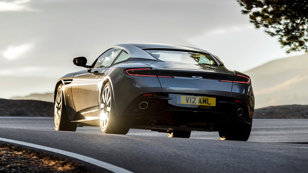 Aston Martin向來以V12心臟為招牌,近年在環保浪潮下陸續推出V8親民車款,至今更將全面朝向電動化邁進。(圖片來源/ Aston Martin)