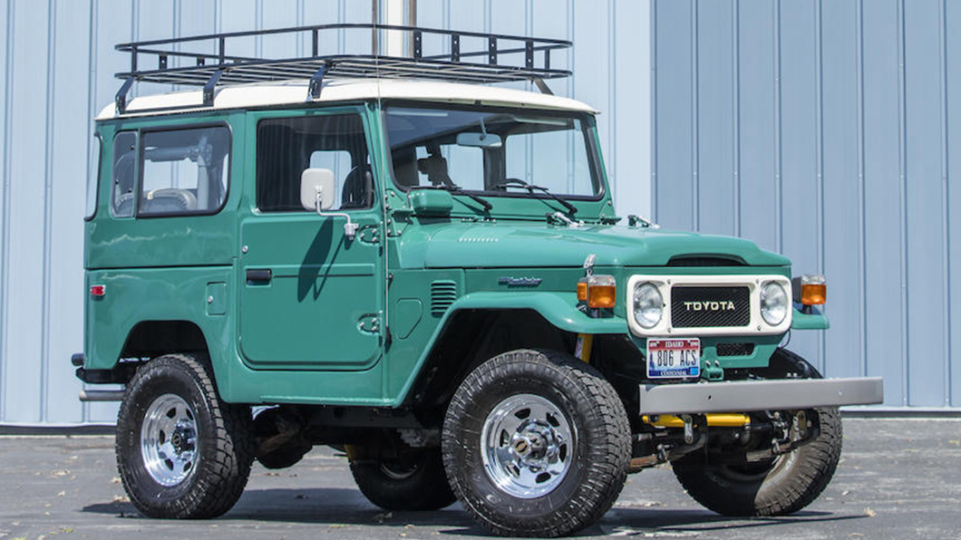 Land Cruiser FJ40車系有著現今少見的方正外型,在二手車市場相當搶手。(圖片來源/ bonhams)