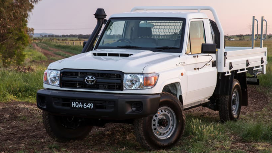 Land Cruiser 70車系,搭載著4.5升V8渦輪增壓柴油引擎,有著203匹馬力、43.8公斤米扭力。(圖片來源/ Toyota)