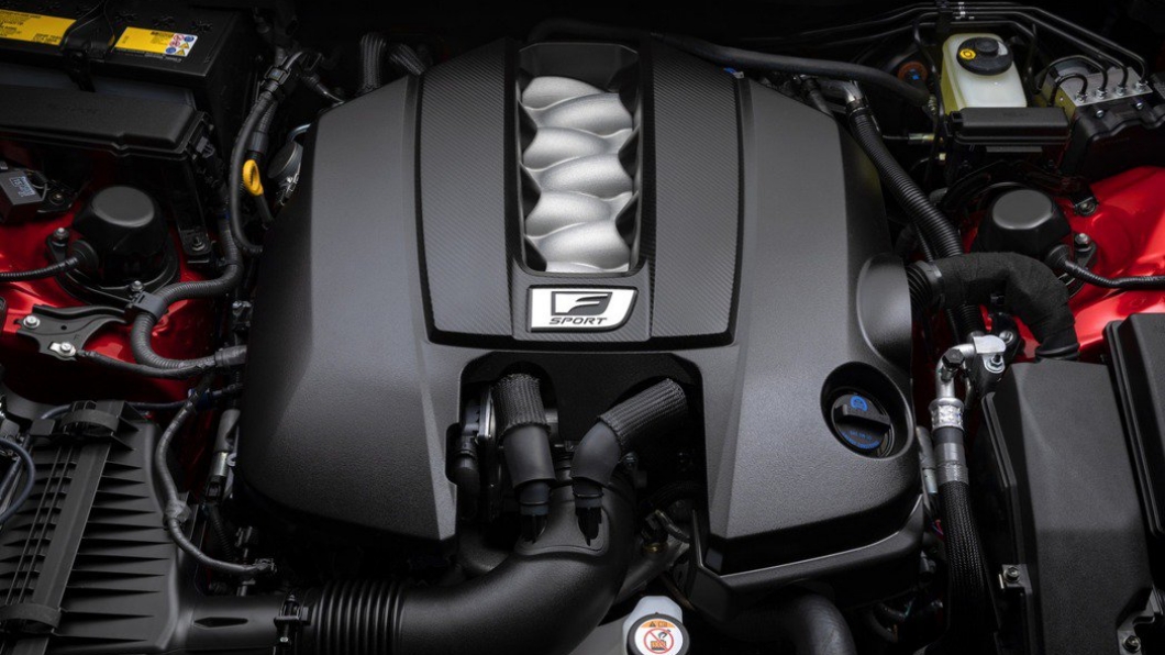 年初Lexus發表的IS 500 F Sport Performance車型，這將會是IS車系最後一輛搭載V8引擎的車款。（圖片來源/ Lexus）