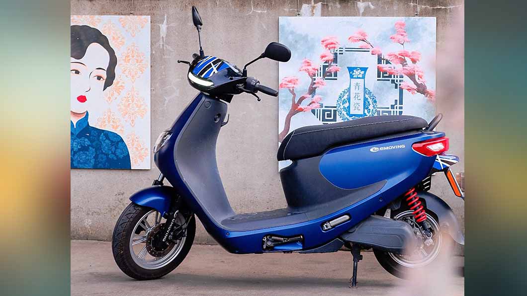 本月入主eMoving電動機車現殺1.2萬 再送專屬安全帽