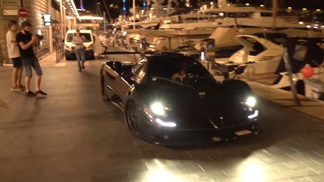訂製的Pagani Zonda 760 LH只是全球最速男其中一台愛車,他車庫裡還圈養LaFerrari、McLaren P1、SLS Black-series、 Mercedes-AMG GTR等一堆猛獸。(圖片來源/ 擷取自Youtube)