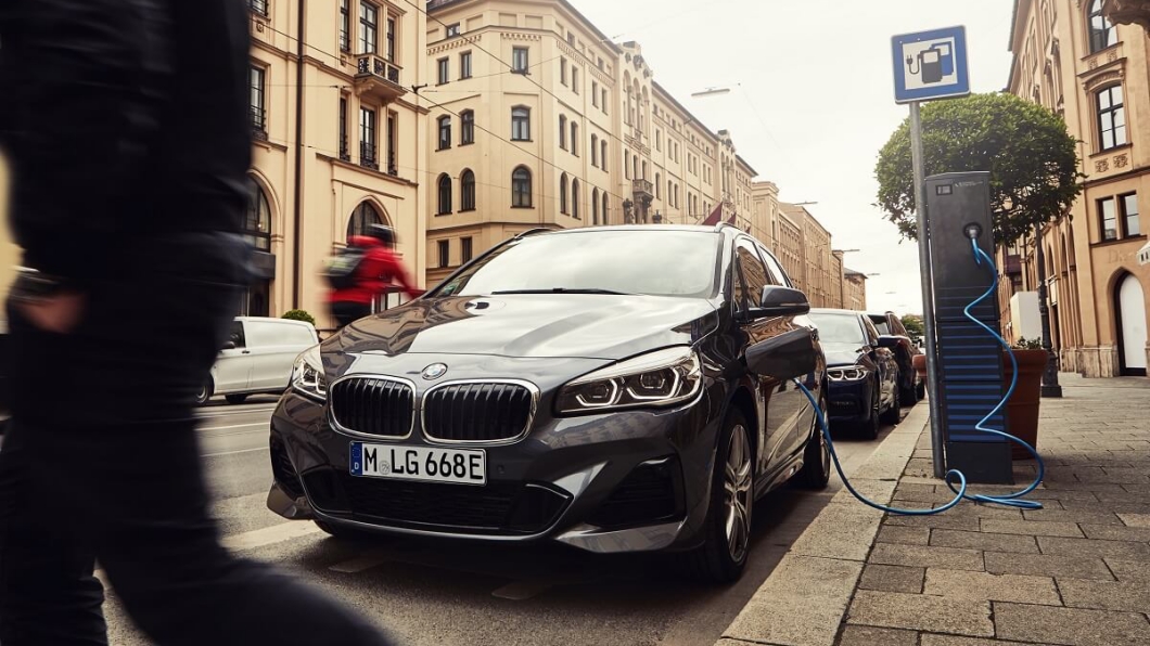 BMW 2AT PHEV動力揭露　270匹最大馬力上身
