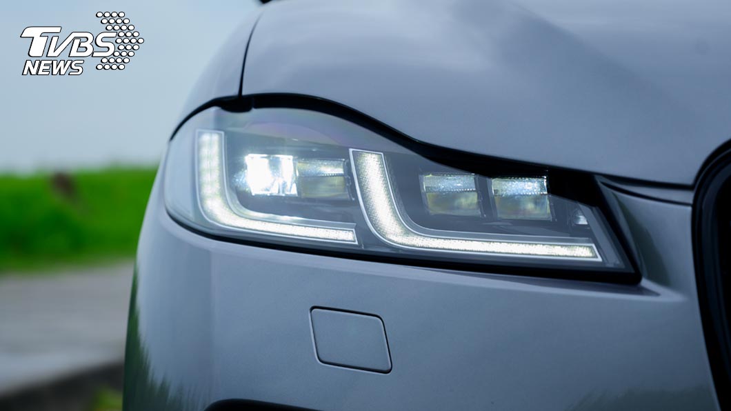 車主也可以選擇升級高解析度Pixel LED燈組,帶來更清晰的照明效果。(圖片來源/ TVBS)