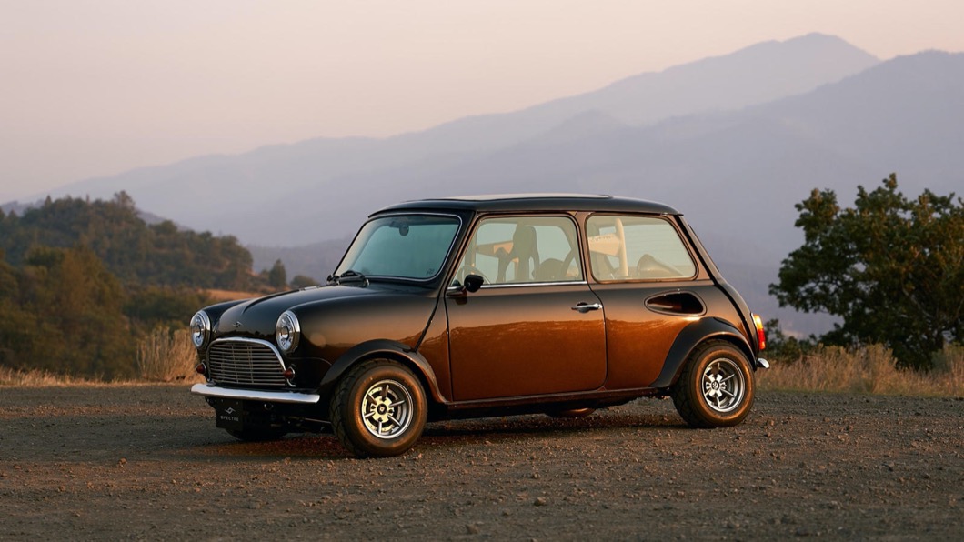 來自加拿大的改裝廠Spectre Vehicle Design正運用獨特的手法重新修復一輛Mini Cooper。(圖片來源/ Spectre Vehicle Design)