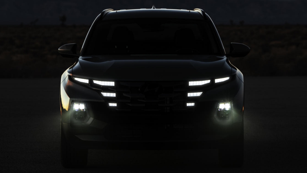Hyundai新車款的設計都將燈具結合水箱護罩,讓車頭看起來更有一體性。(圖片來源/ Hyundai)