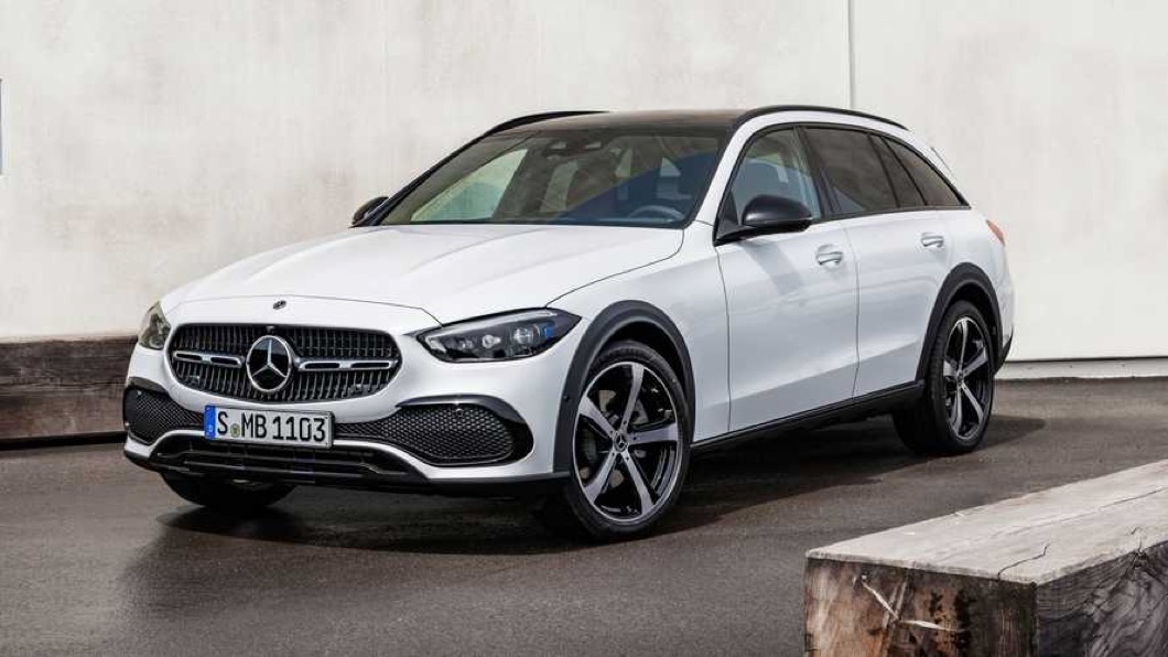 C-Class All-Terrain是以旅行車為基礎,將車身加高了40mm以換得更好的地形穿越能力。(圖片來源/ M-Benz)