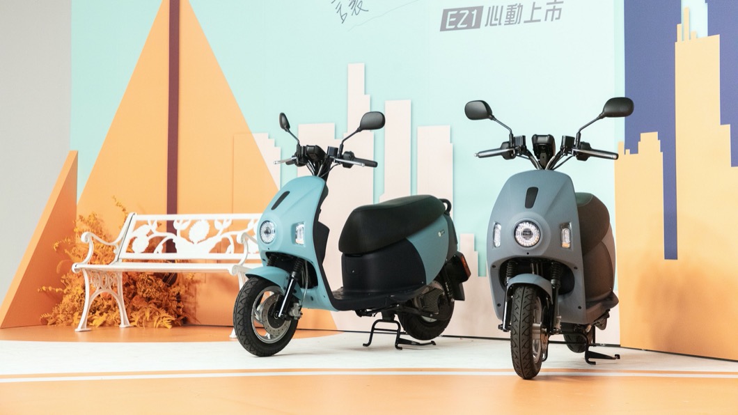 eMoving EZ1具備輕巧的外型設計,有著大面積前飾板可以提供遮風檔雨的效果。(圖片來源/ eMoving)