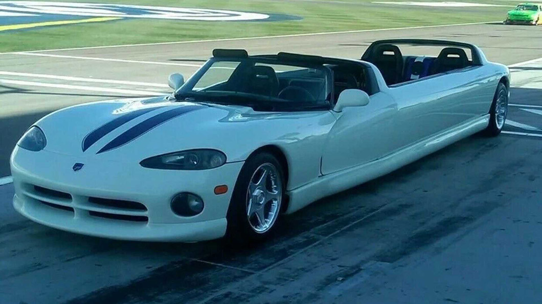美式肌肉車還能怎麼玩? Dodge Viper改成敞篷加長禮車