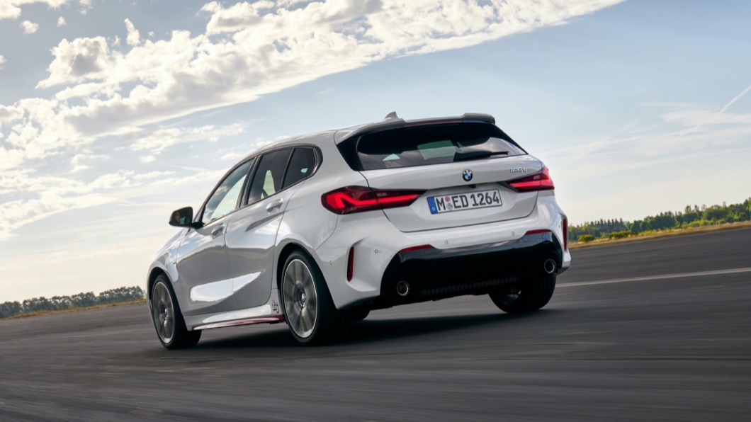 BMW 128ti搭載搭載TwinPower Turbo直列四缸汽油引擎，可以帶來265匹最大馬力。(圖片來源/ BMW)