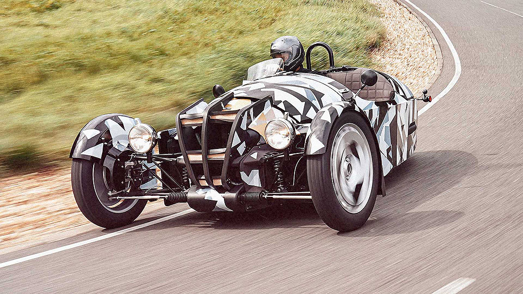 才說要停產新車就出來! Morgan秀出新版三輪車3 Wheeler預告明年回歸
