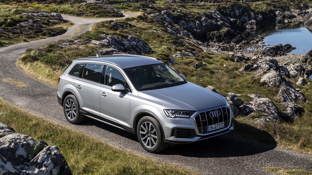 Q7車系從單一車型選擇增加為3款選擇。(圖片來源/ Audi)