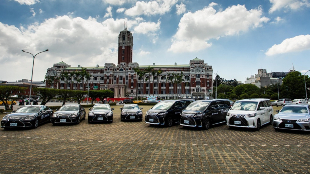 總統府舉辦奧運英雄凱旋派對 Lexus紅毯唯一指定品牌