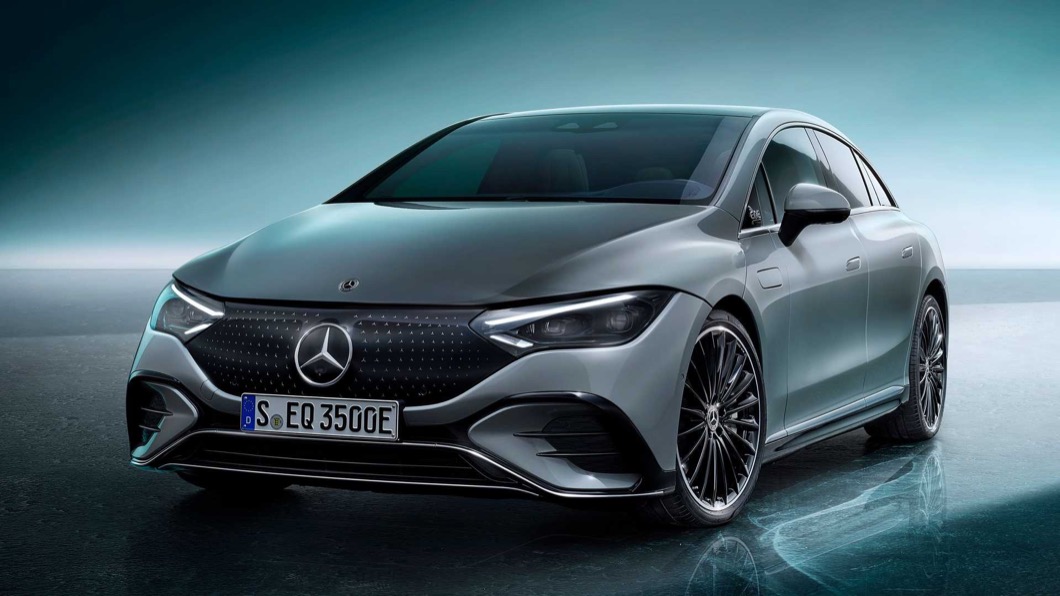 這次車展中M-Benz也藉此發表全新EQE 350，這款車基本上可以將其視為電動版E-Class。(圖片來源/ M-Benz)