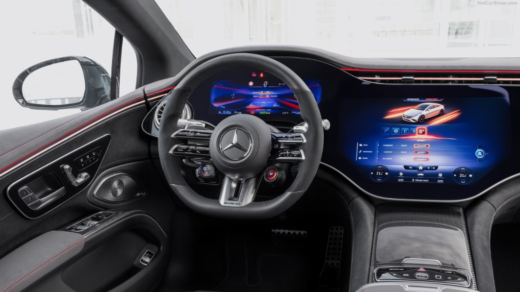 AMG EQS 53 4MATIC+用上Nappa皮革AMG Performance方向盤。(圖片來源/ M-AMG)