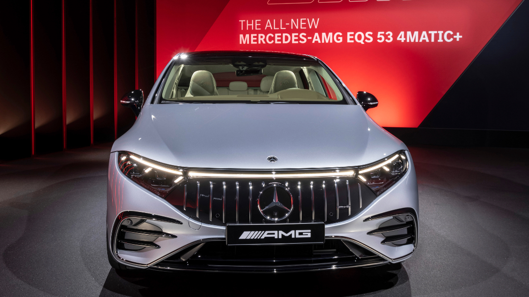 M-AMG純電首發EQS 53現身IAA 零百加速3.4秒叫戰Model S