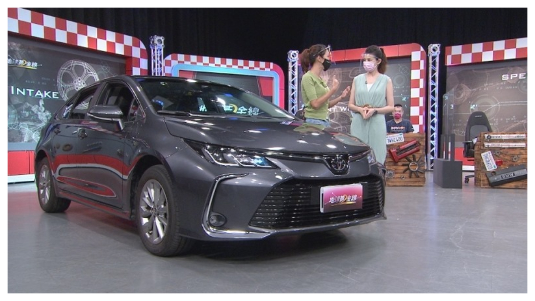 休旅當道Corolla Altis為何歷久不衰? 小蘭:像男生穿西裝一樣帥氣穩重