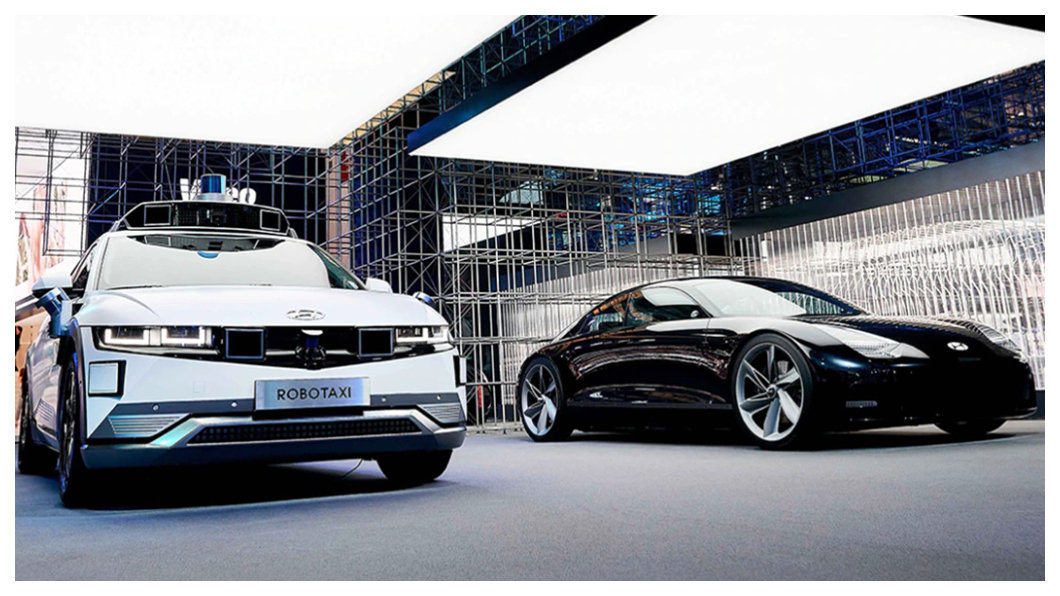 Hyundai於IAA首次展示開創性的Robotaxi機器人計程車IONIQ5，其具備 SAE 4級自動駕駛技術。 (圖片來源/ Hyundai)