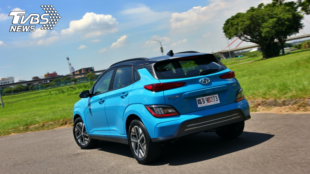 EV500所帶來的後續加速延伸感相當不錯,能夠讓駕駛感受到源源不絕的加速力道。(圖片來源/ TVBS)