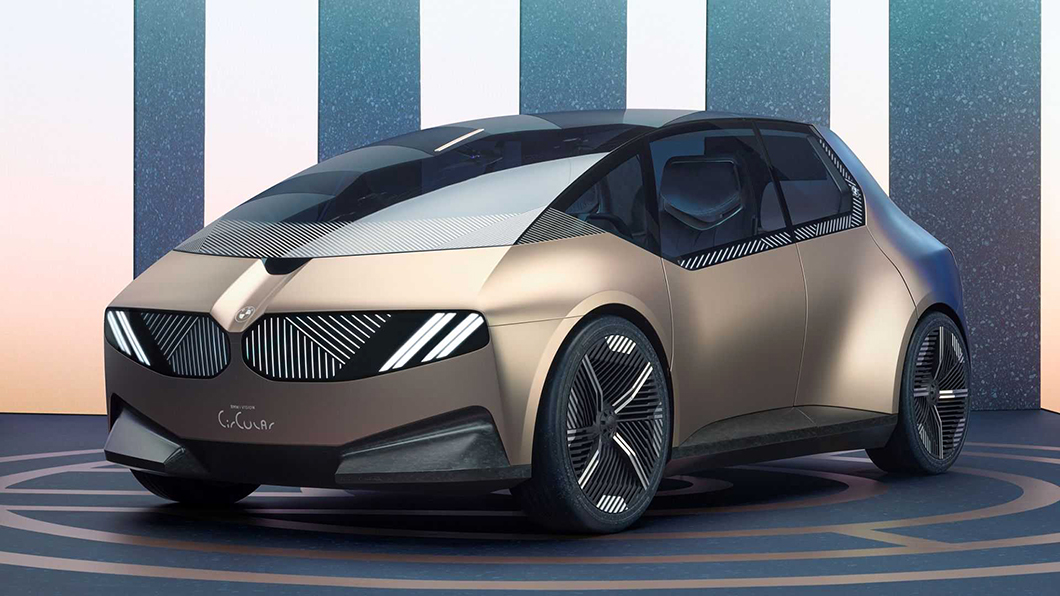 BMW概念車告訴你什麼叫環保！　不只100％回收材打造它連藍白廠徽都拔掉