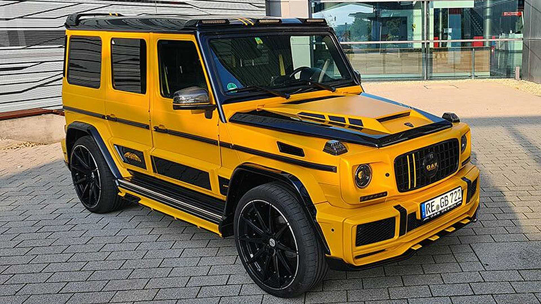賓士G-Car豔黃寬體套件招搖上身 網驚:J個是...校車嗎?