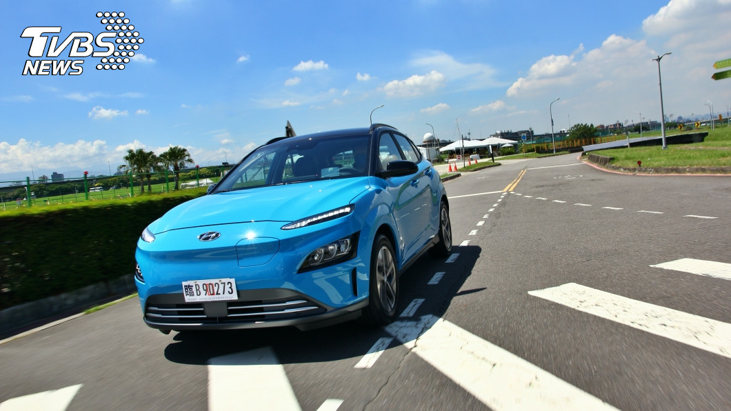 試駕/現代Kona Electric EV500 最便宜的跨界電能鋼砲
