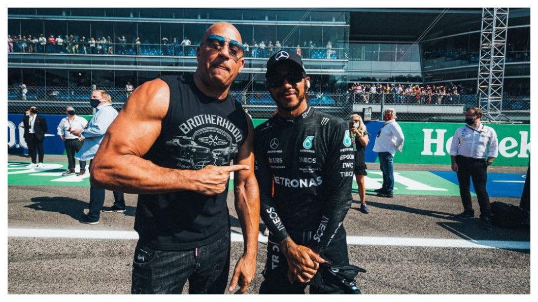和唐老大合照完差點沒命! F1車手Lewis Hamilton幸運躲過一劫