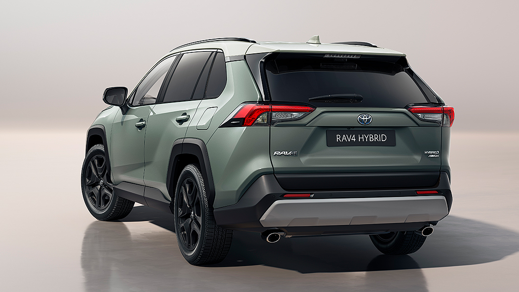 車尾相對來說是小改款RAV4較少調整的所在。(圖片來源/ Toyota)