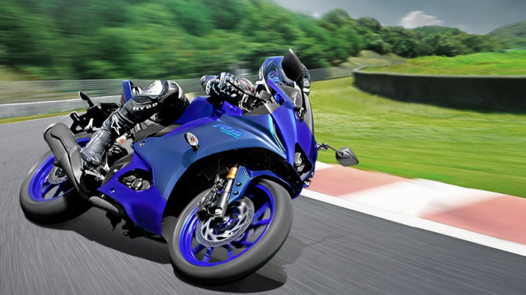 Yamaha R15 V4.0印度發表 價格6萬多!就有TCS電控、進檔快排