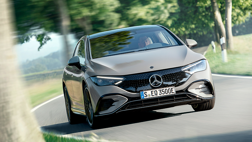 Mercedes-Benz於今年IAA車展發表EQE 350純電房車。(圖片來源/ Mercedes-Benz)