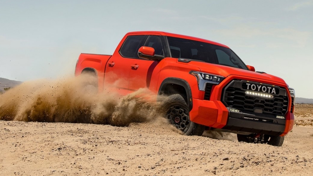 油電皮卡王者Toyota Tundra擁有超狂扭力! 載貨、越野都跟喝水一樣簡單