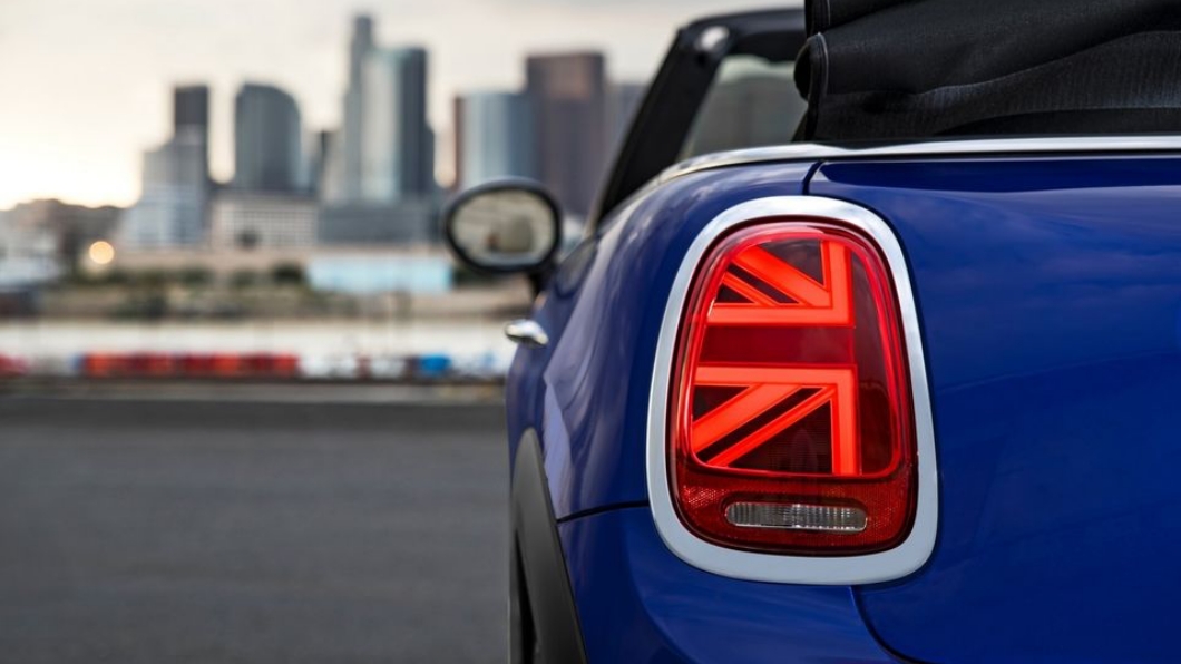 國旗尾燈是不少舊的Mini車主想要改裝的項目之一。(圖片來源/ Mini)