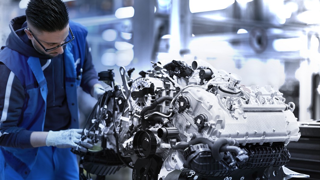 面對新排放法規與電動化浪潮,BMW對於ICE內燃機引擎依然有愛。(圖片來源/ BMW)