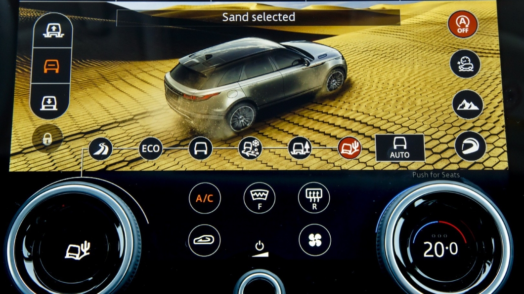 JLR控訴他們的Terrain Response全地形反應系統被賓利的Bentayga全地形控制系統抄襲。(圖片來源/ Land Rover)